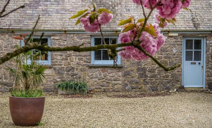 Exterior Byre 2